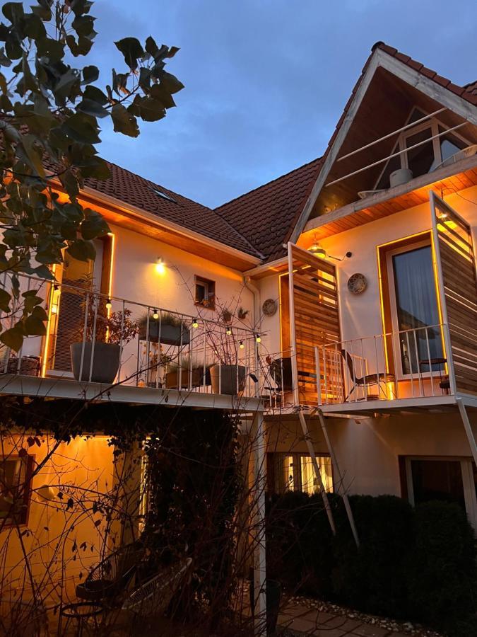 Shard Boutique Hotel-Adult Only براشوف المظهر الخارجي الصورة