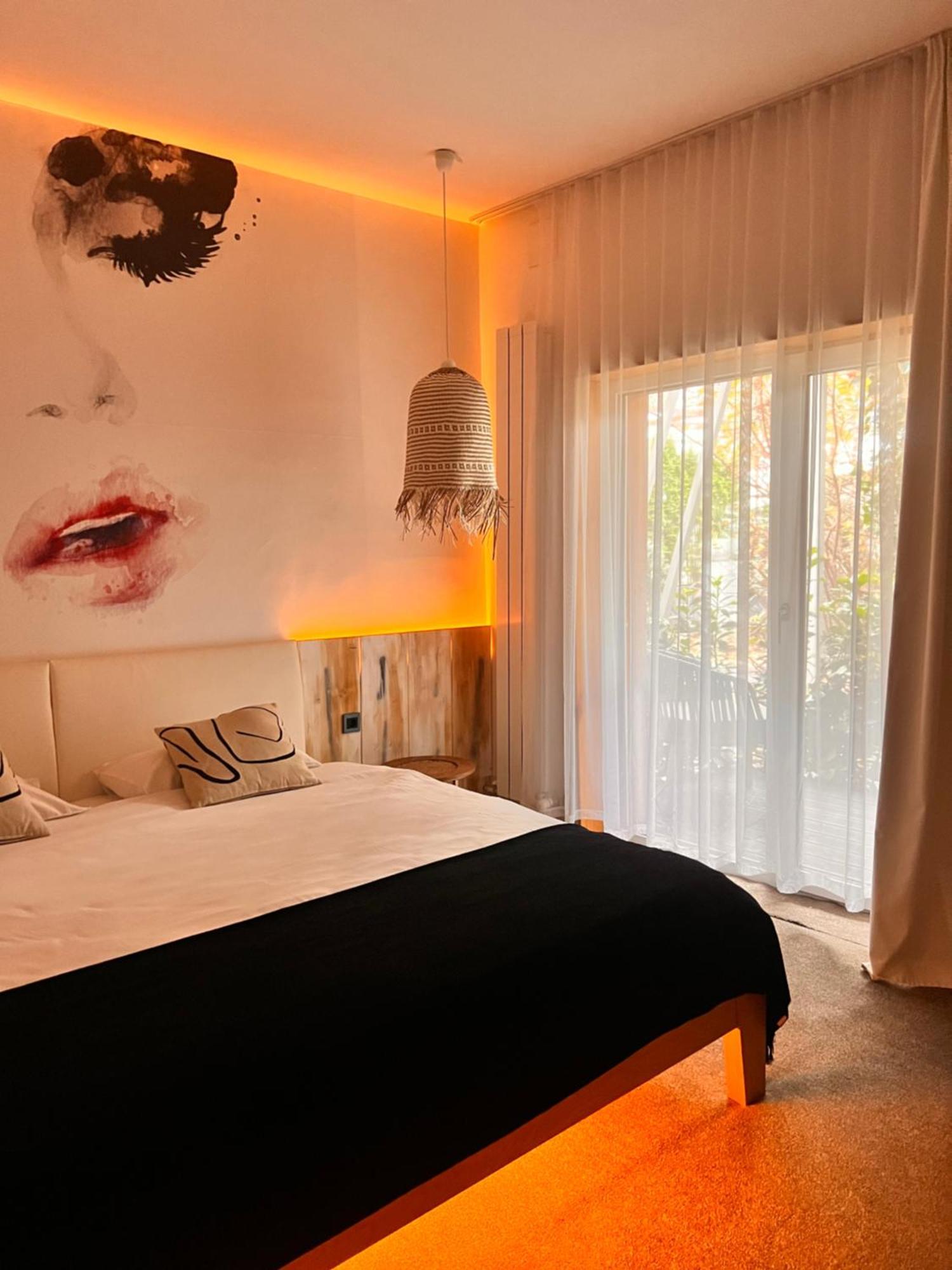 Shard Boutique Hotel-Adult Only براشوف المظهر الخارجي الصورة